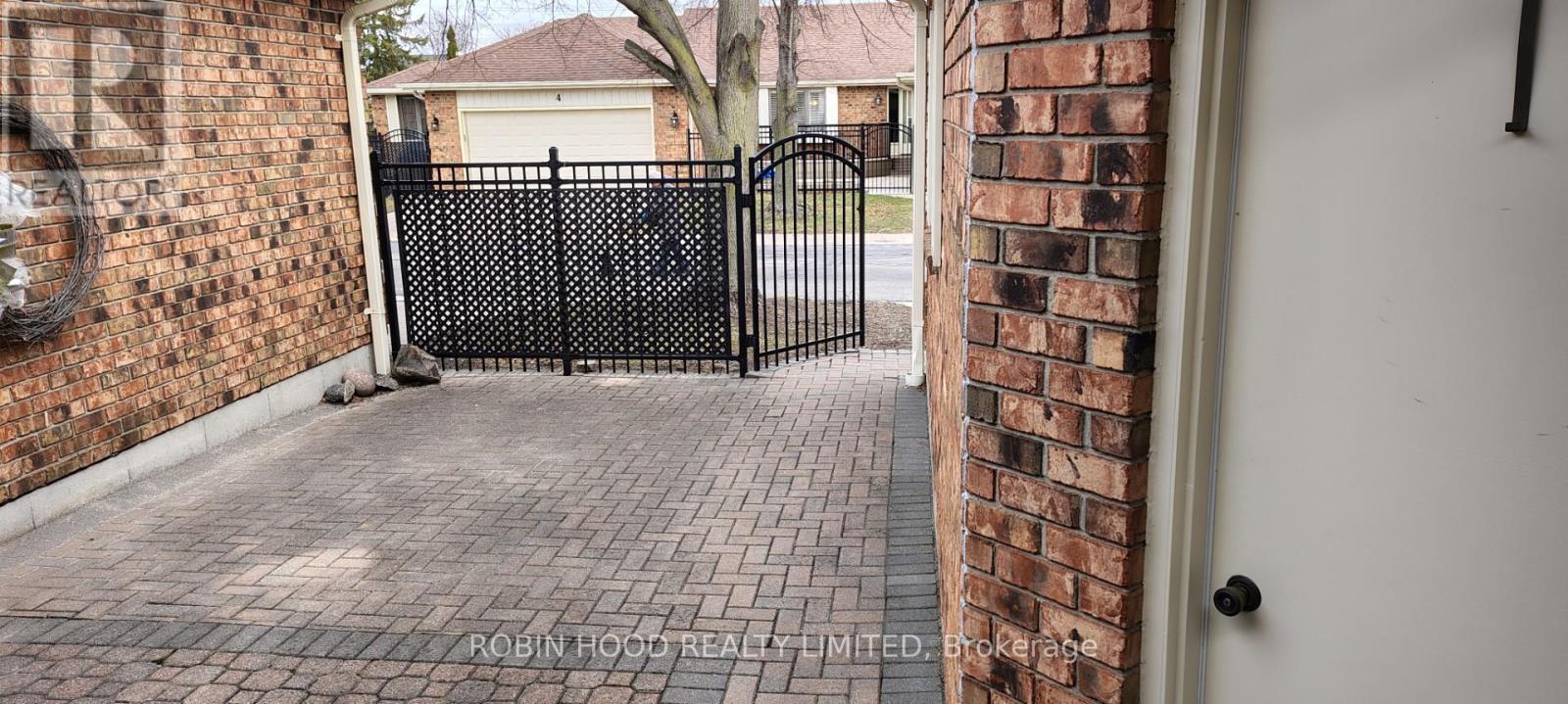 Unit 11 - 21 Earl Drive, Chatham-Kent, Ontario  N7M 6E6 - Photo 21 - X12946986