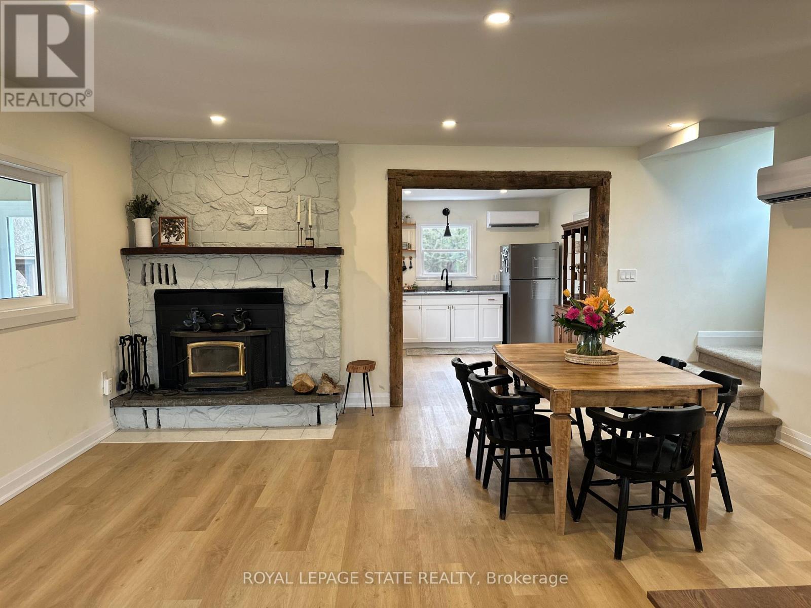 203 Hendershot Avenue, Haldimand, Ontario  N1A 3B4 - Photo 13 - X12946996