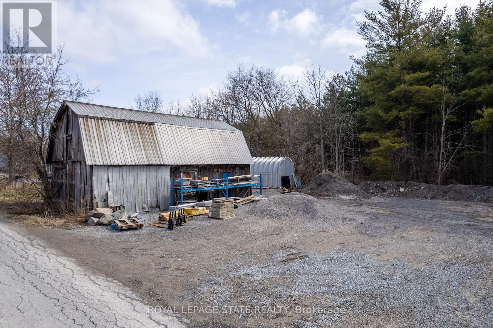 203 Hendershot Avenue, Haldimand, Ontario  N1A 3B4 - Photo 38 - X12946996