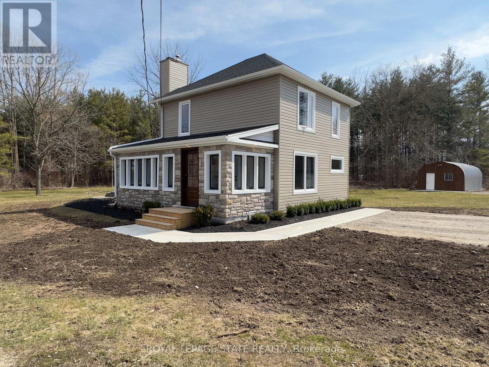 203 Hendershot Avenue, Haldimand, Ontario  N1A 3B4 - Photo 5 - X12946996