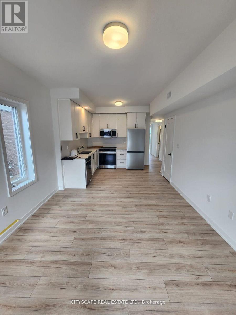 70 - 940 St David Street N, Centre Wellington, Ontario  N1M 2W3 - Photo 2 - X12947010