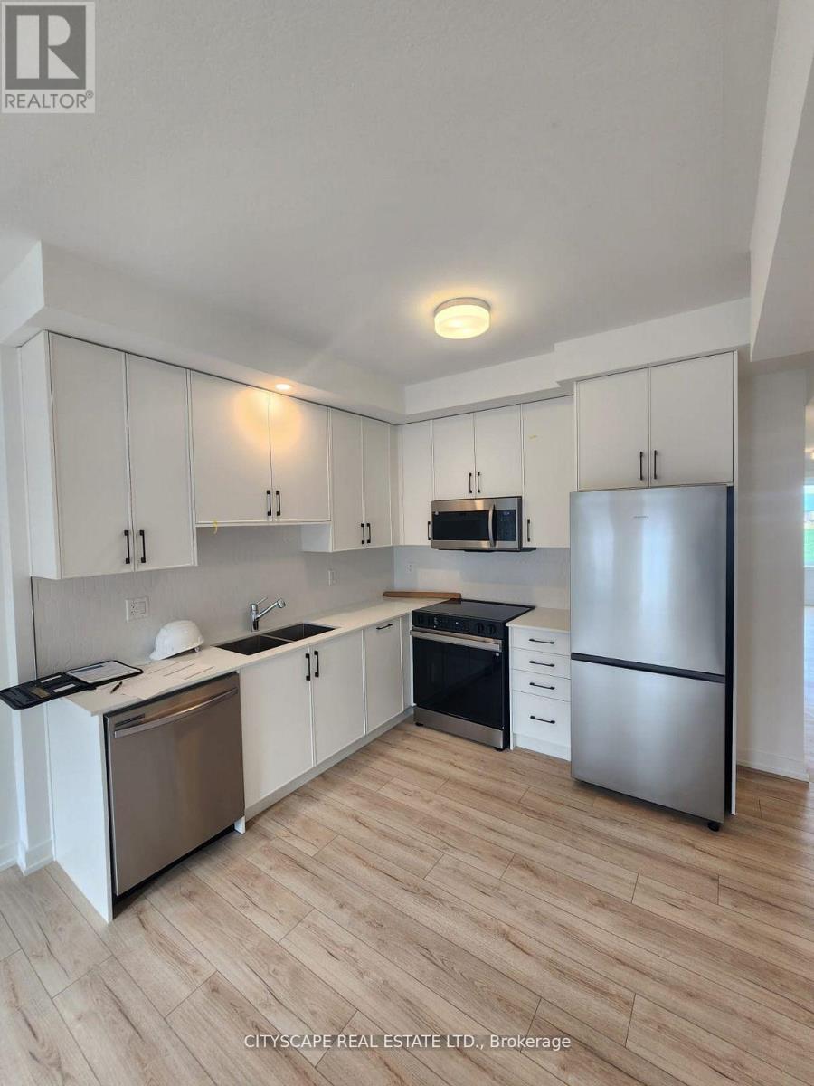 70 - 940 St David Street N, Centre Wellington, Ontario  N1M 2W3 - Photo 3 - X12947010