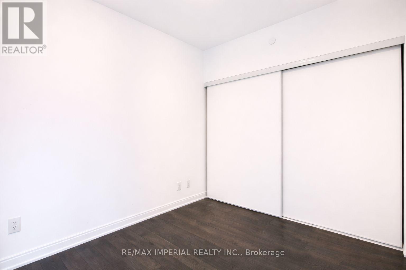 2110 - 42 Charles Street, Toronto, Ontario  M4Y 1T4 - Photo 2 - C12942912