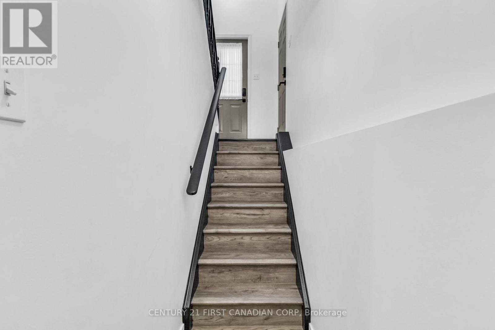 132 Jensen Road, London East, Ontario  N5V 4X6 - Photo 15 - X12944540