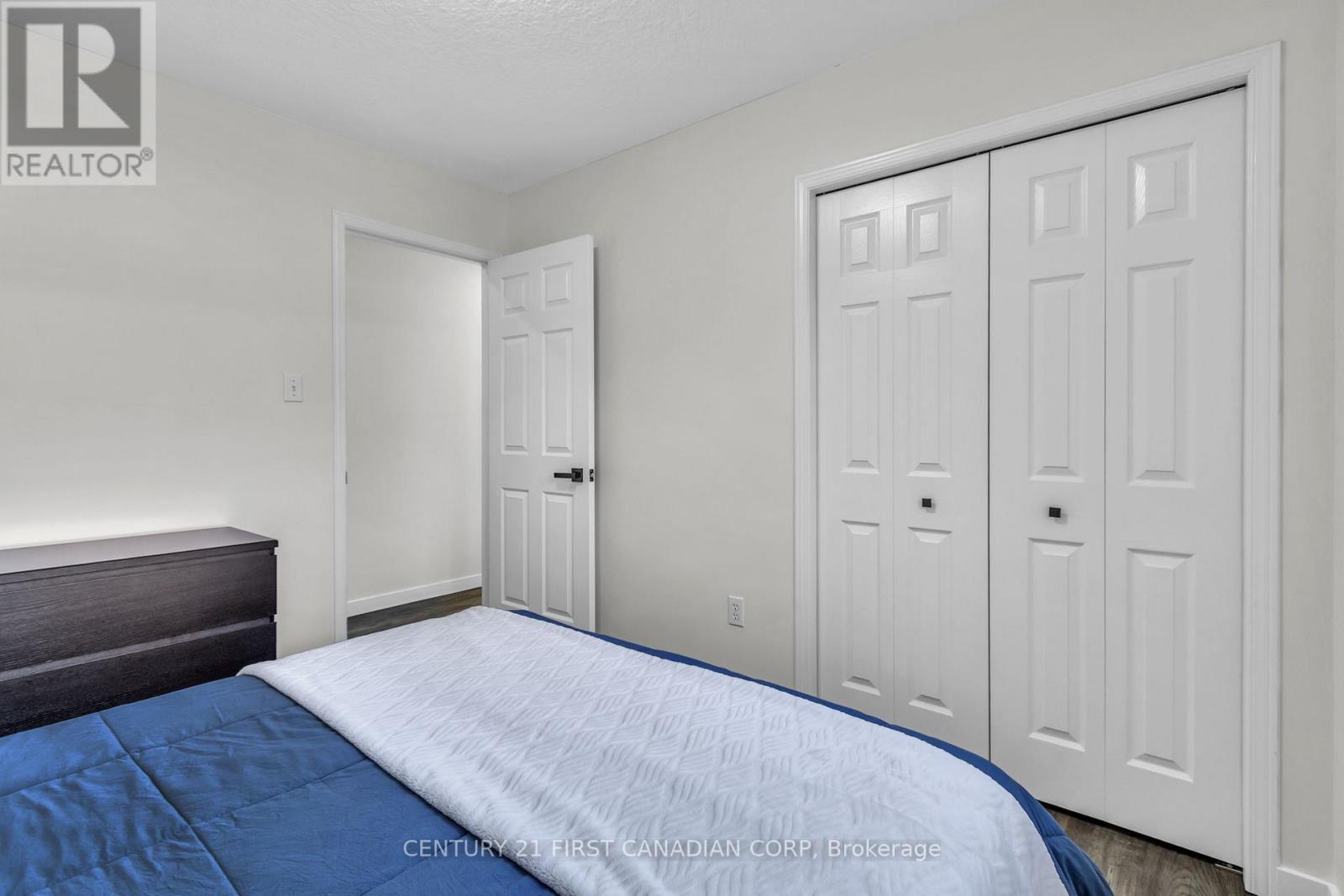 132 Jensen Road, London East, Ontario  N5V 4X6 - Photo 32 - X12944540