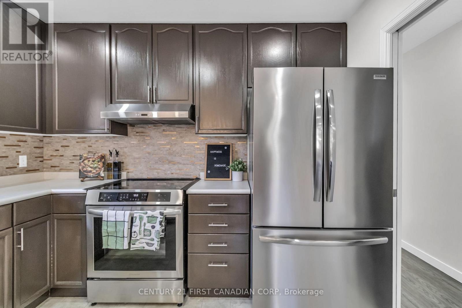 132 Jensen Road, London East, Ontario  N5V 4X6 - Photo 22 - X12944540