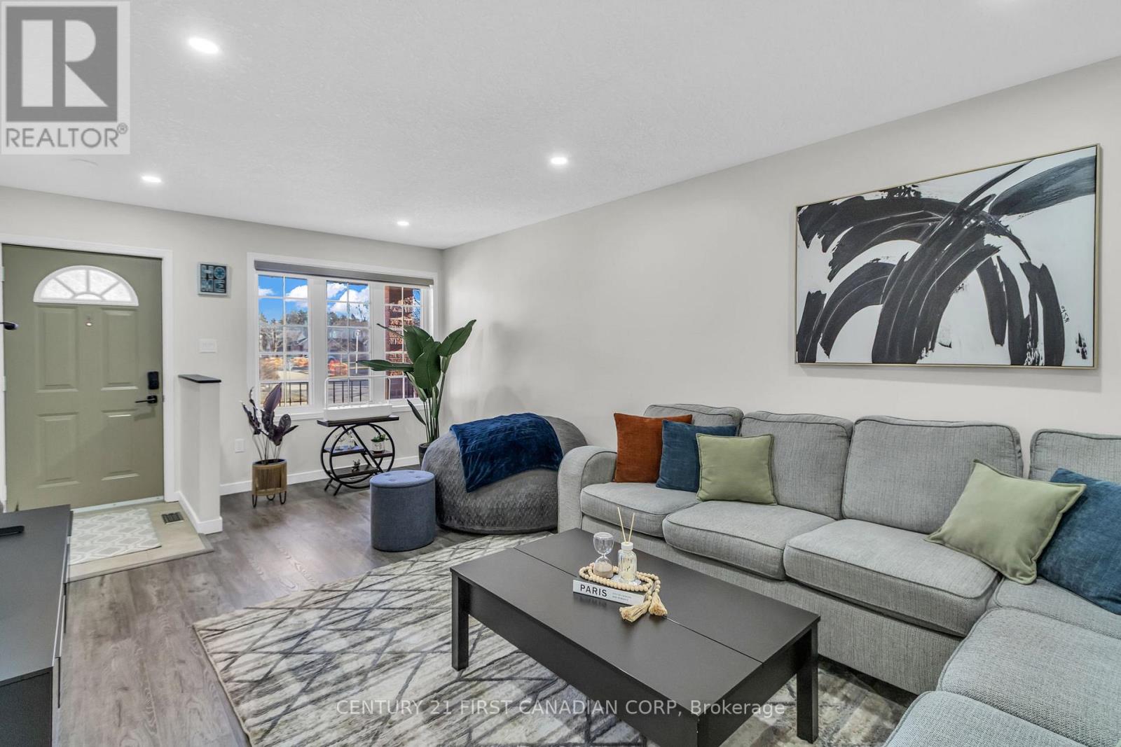 132 Jensen Road, London East, Ontario  N5V 4X6 - Photo 37 - X12944540