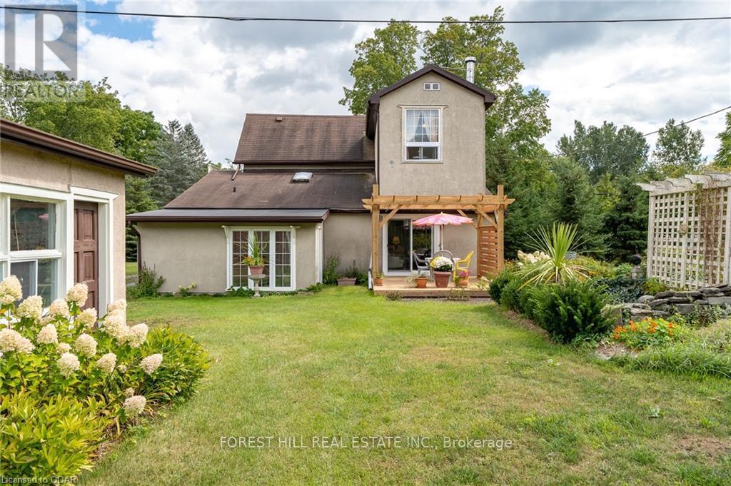 102 Harbard Road, Prince Edward County, Ontario  K0K 1L0 - Photo 32 - X12941526