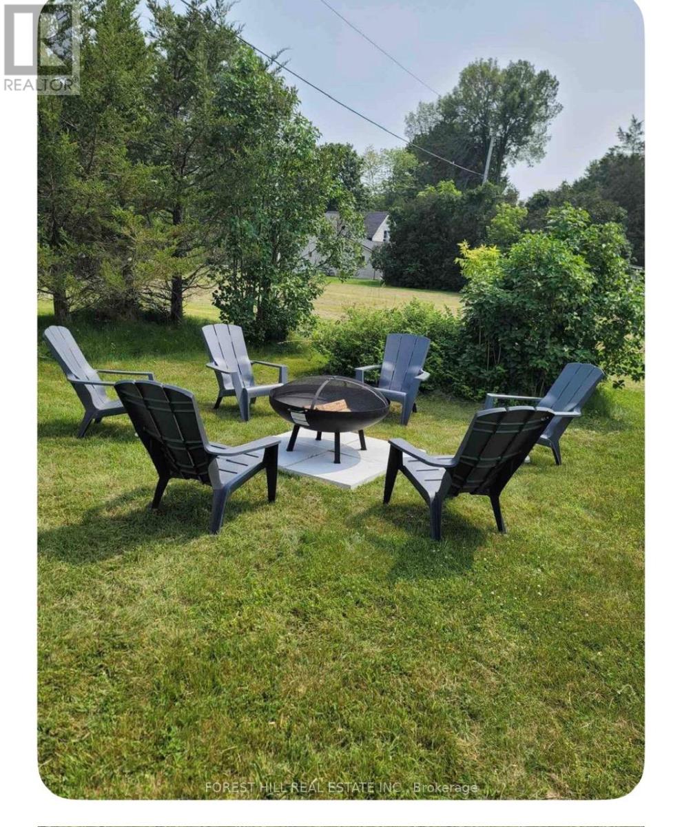 102 Harbard Road, Prince Edward County, Ontario  K0K 1L0 - Photo 36 - X12941526