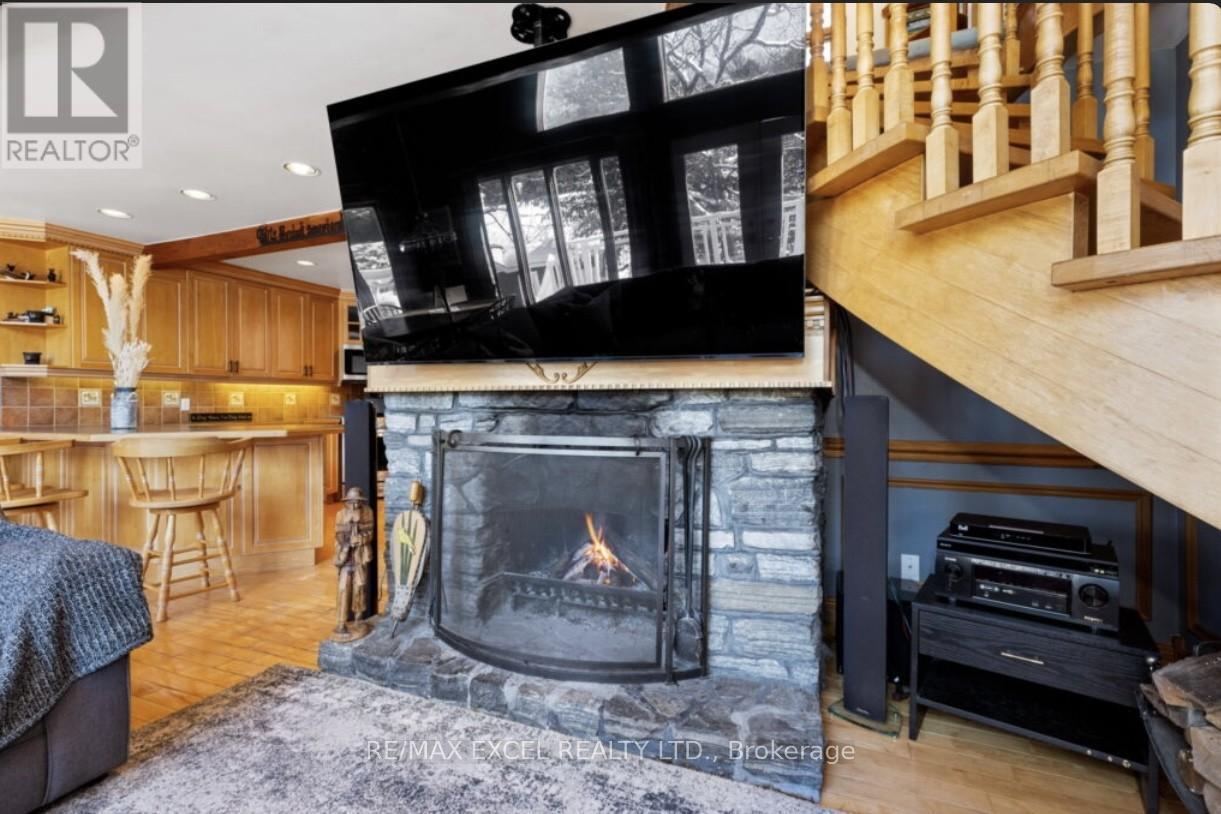 2 - 1205 Joe River Road, Muskoka Lakes, Ontario  P0C 1J0 - Photo 10 - X12946144