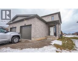 22 PEACHLEAF Lane, waterford, Ontario