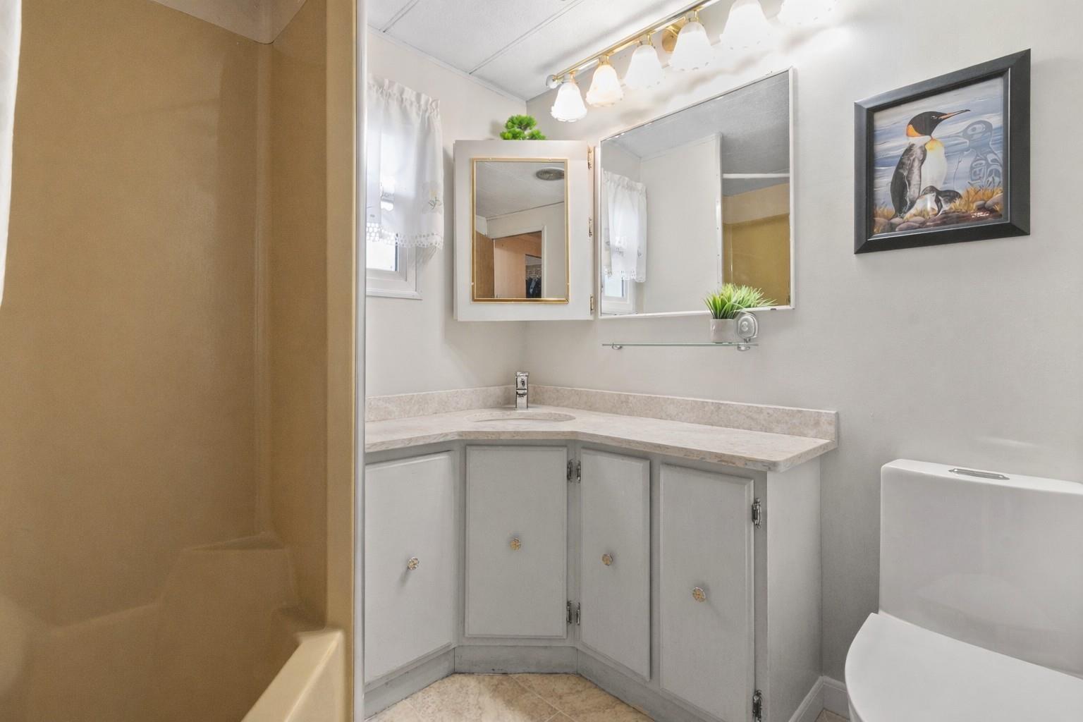 27 3942 Columbia Valley Road, Cultus Lake East, Cultus Lake, British Columbia  V2R 5B1 - Photo 7 - R3105391