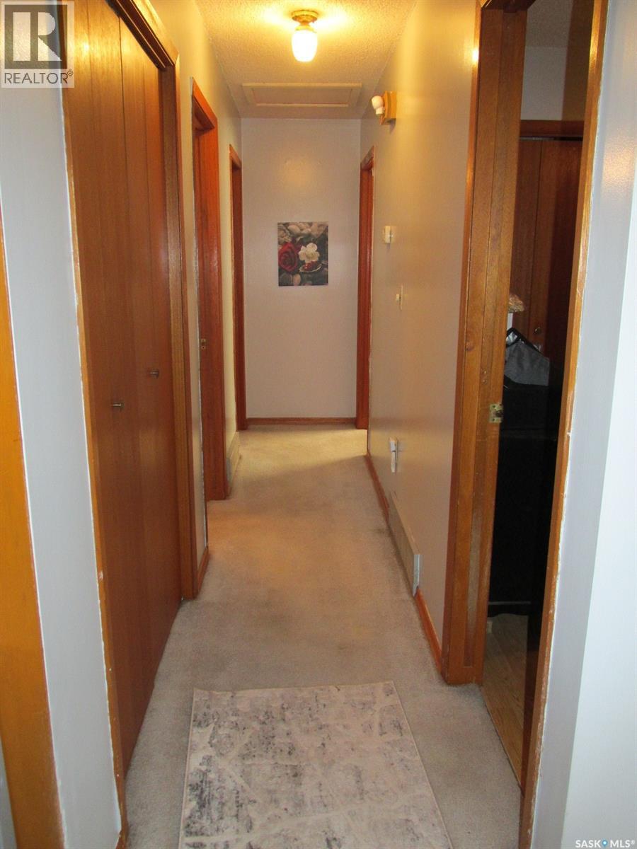 1103 3rd Street W, Nipawin, Saskatchewan  S0E 1E0 - Photo 13 - SK031806