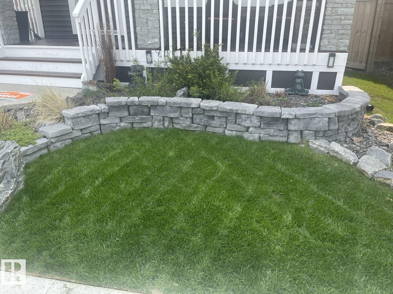 239 Ebbers Bv Nw, Edmonton, Alberta  T5Y 0Z9 - Photo 3 - E4480098