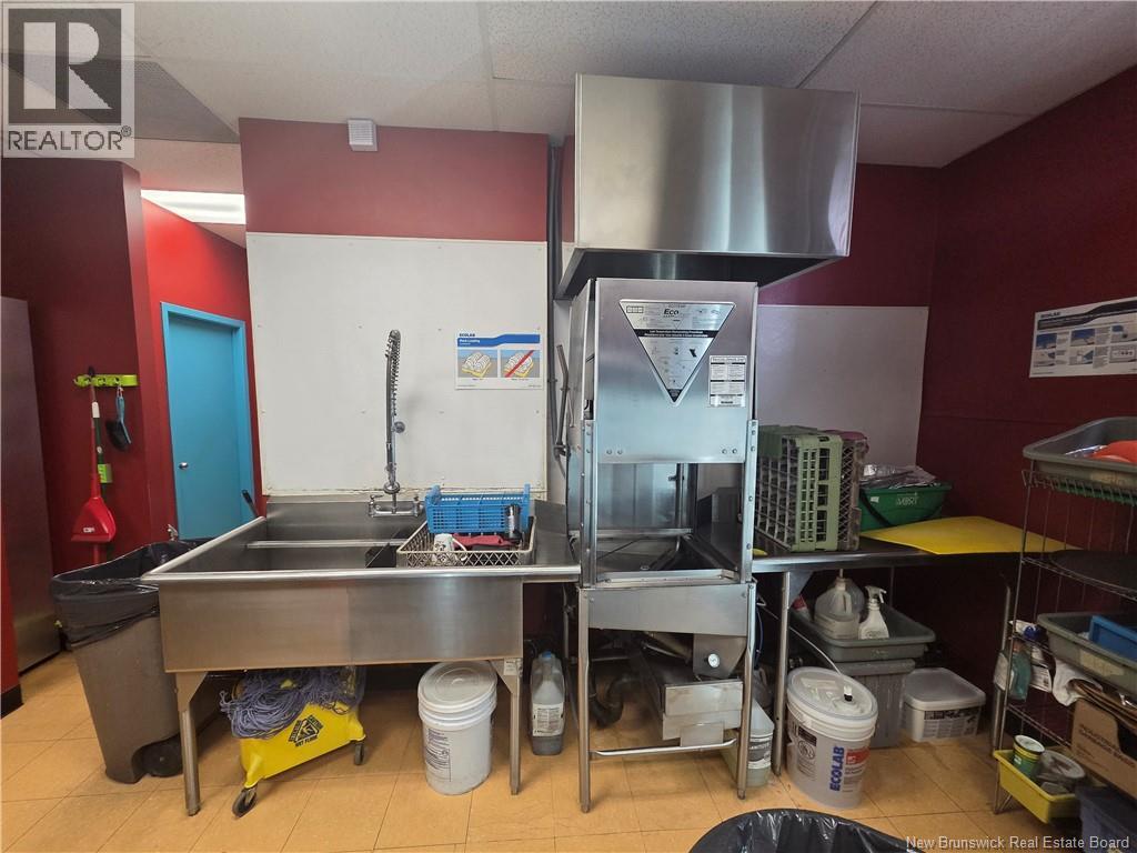123 York Street, Fredericton, New Brunswick  E3B 3N6 - Photo 11 - NB135912