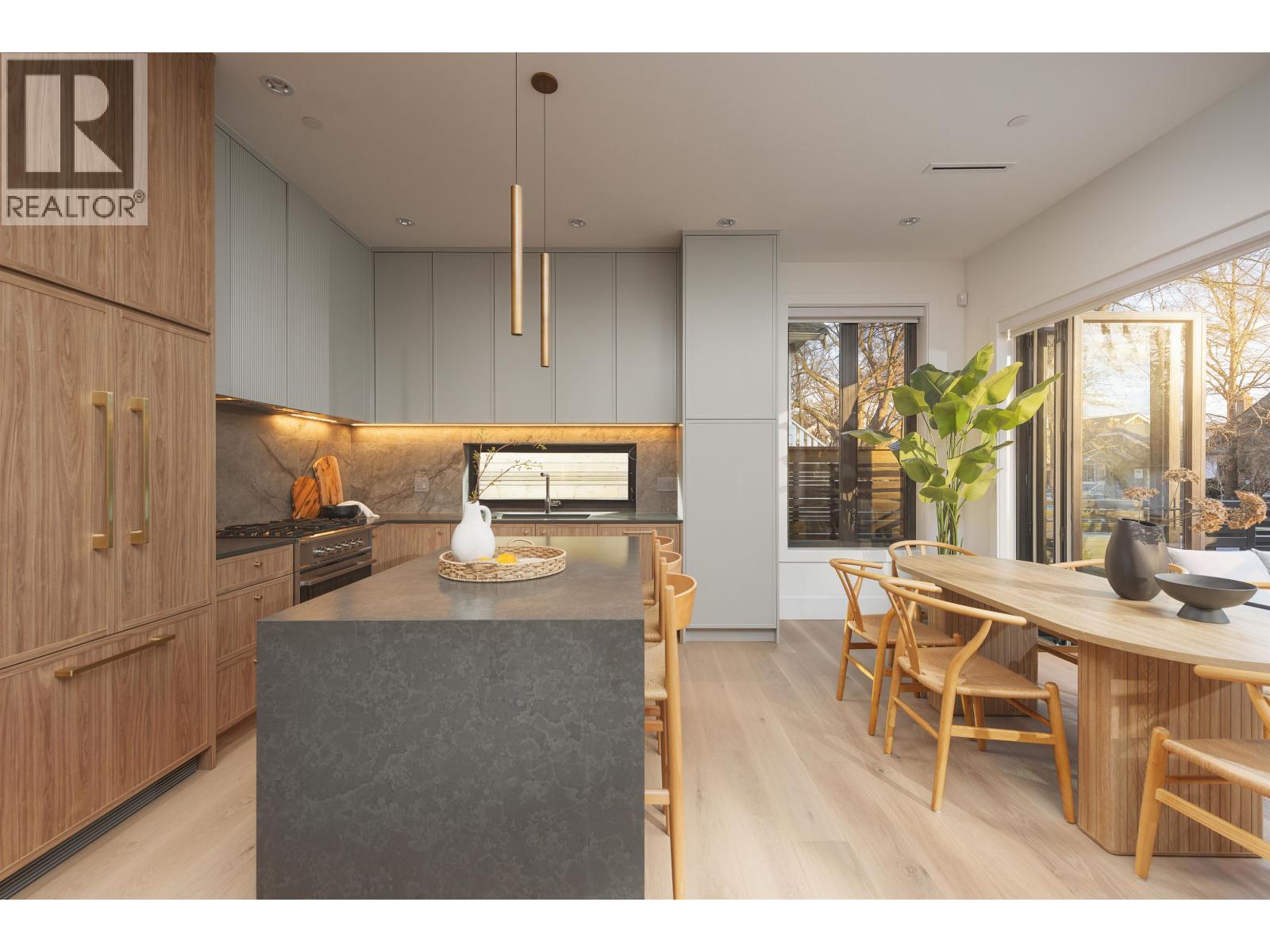 1 2684 Oxford Street, Vancouver, British Columbia  V5K 1N3 - Photo 3 - R3105755