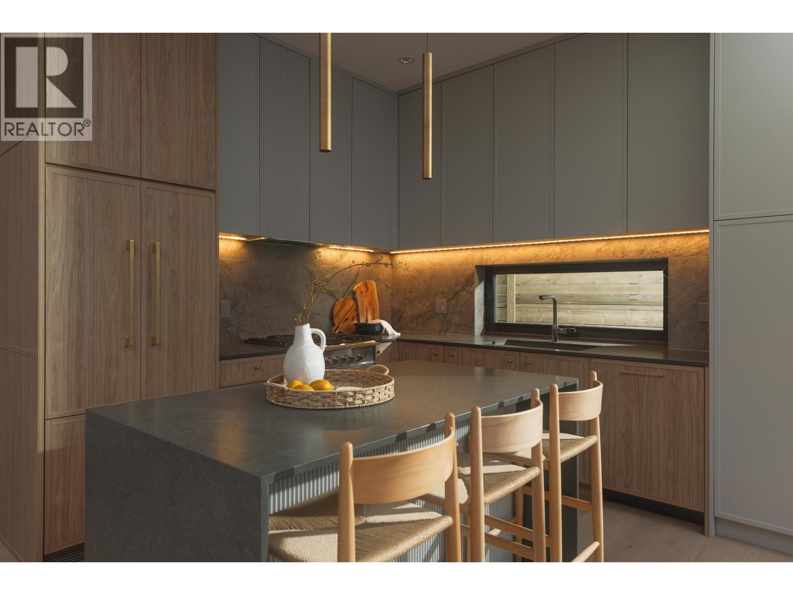 1 2684 Oxford Street, Vancouver, British Columbia  V5K 1N3 - Photo 4 - R3105755