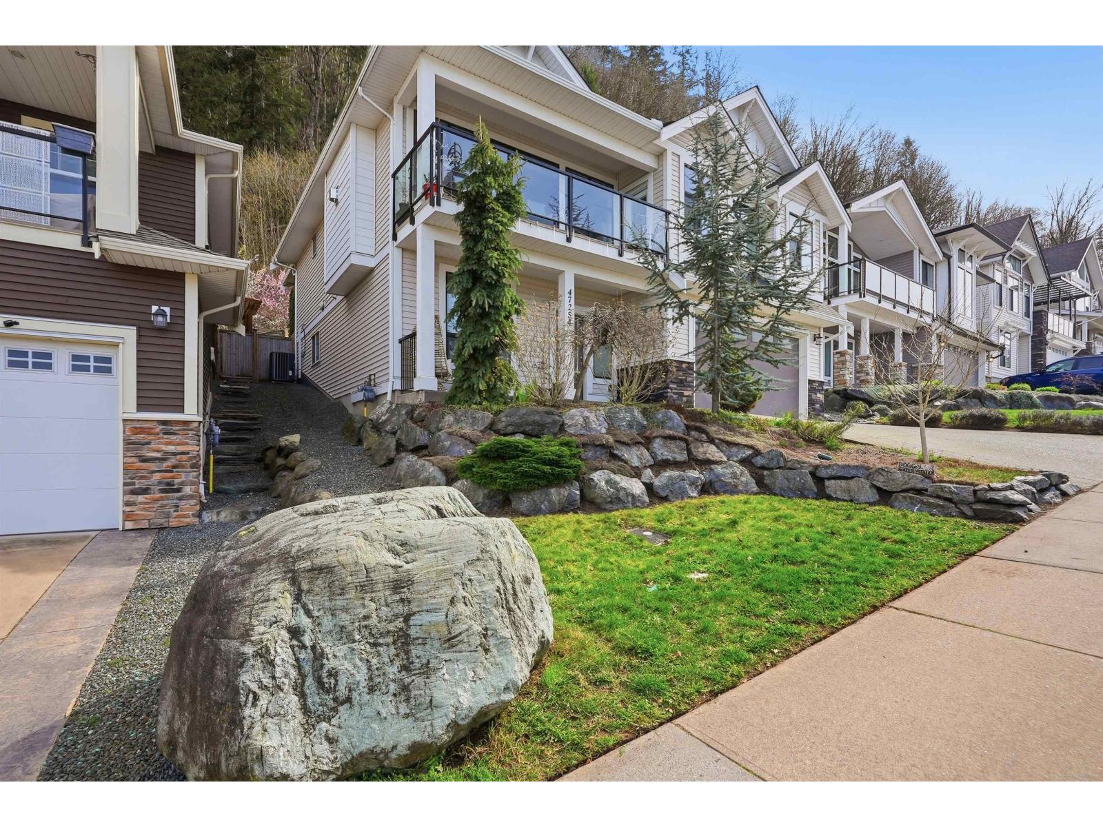 47254 Sylvan Drive, Promontory, Chilliwack, British Columbia  V2R 0R8 - Photo 3 - R3106013