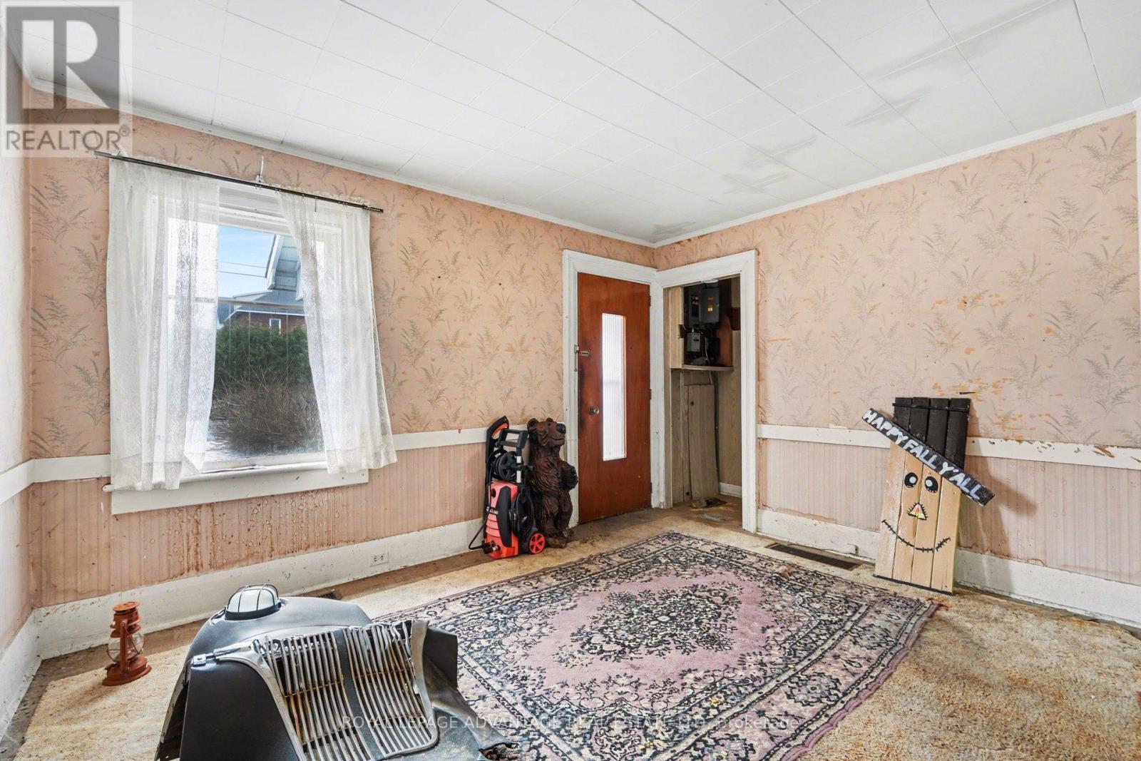 9 -11 Jasper Avenue, Smiths Falls, Ontario  K7H 4B7 - Photo 4 - X12947072