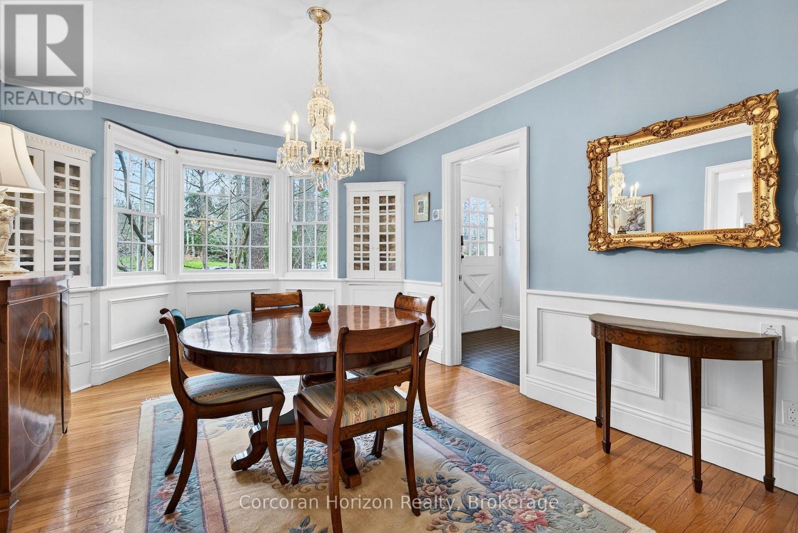 3046 South Drive, Burlington, Ontario  L7N 1H2 - Photo 14 - W12947120