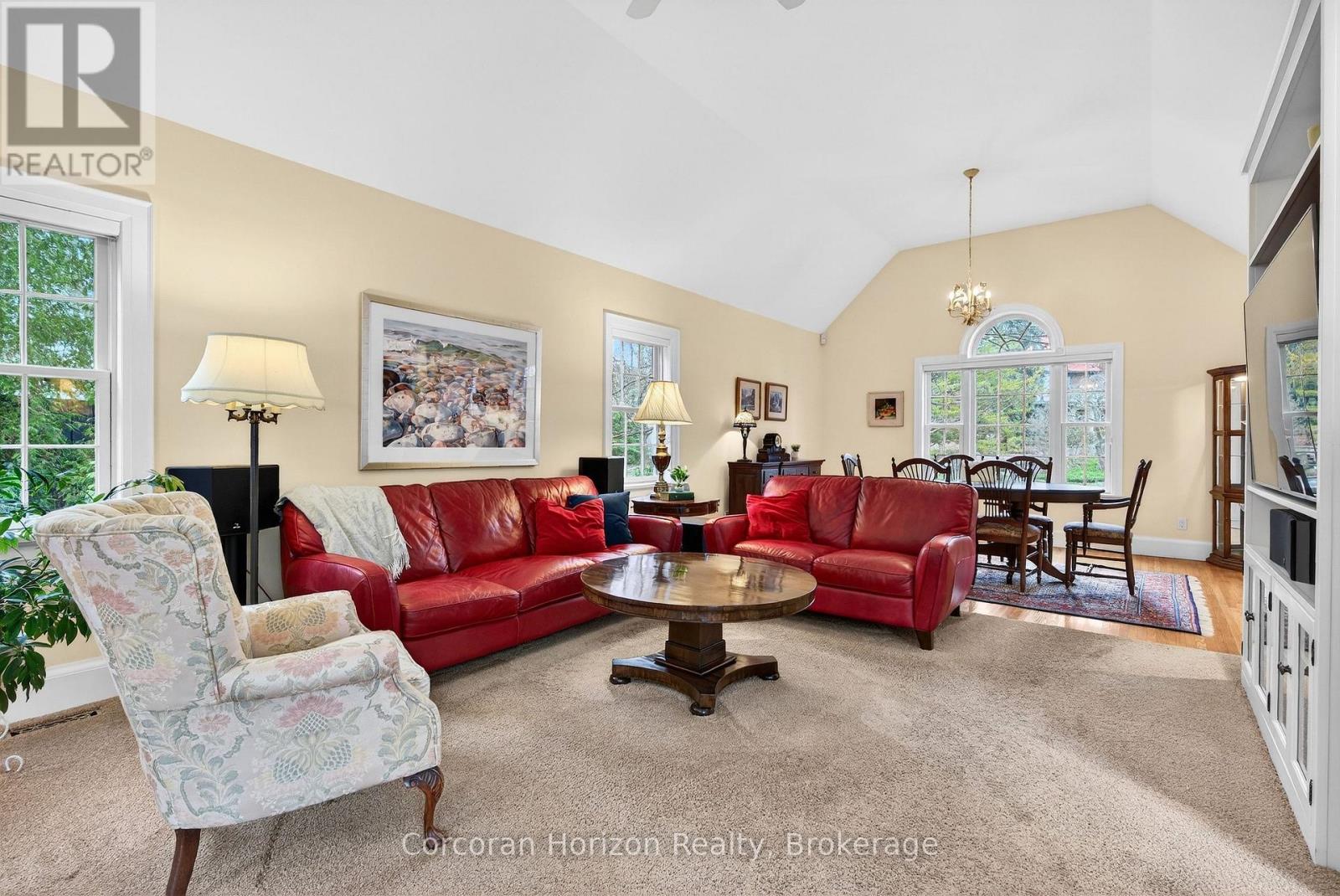 3046 South Drive, Burlington, Ontario  L7N 1H2 - Photo 6 - W12947120