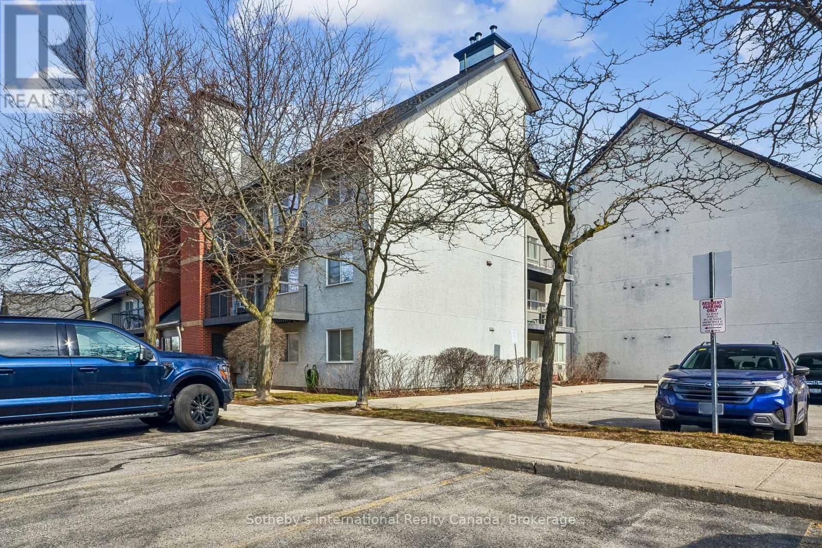 434 - 1450 Glen Abbey Gate, Oakville, Ontario  L6M 2V7 - Photo 4 - W12947140