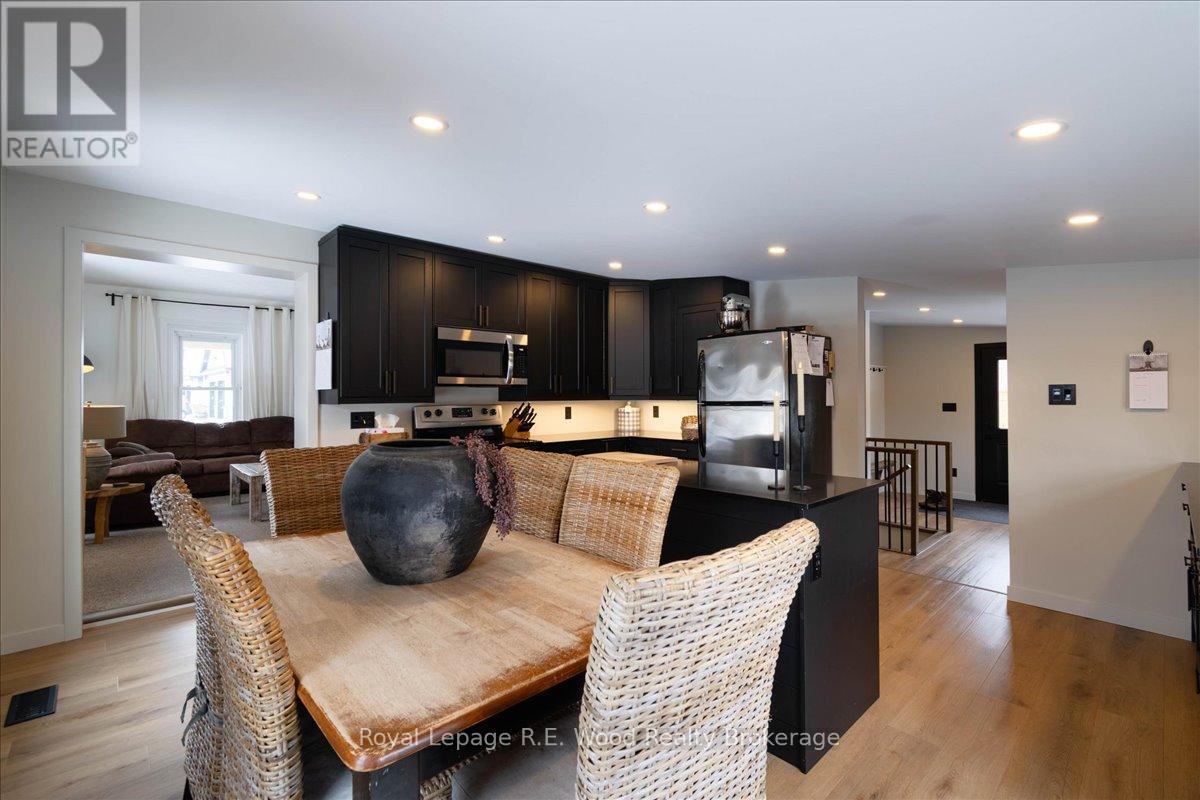 19 Washington Street, Norwich, Ontario  N0J 1P0 - Photo 11 - X12947340