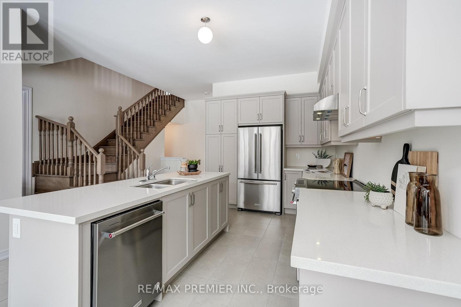 223 Fallharvest Way, Whitchurch-Stouffville, Ontario  L4A 5C2 - Photo 15 - N12843204