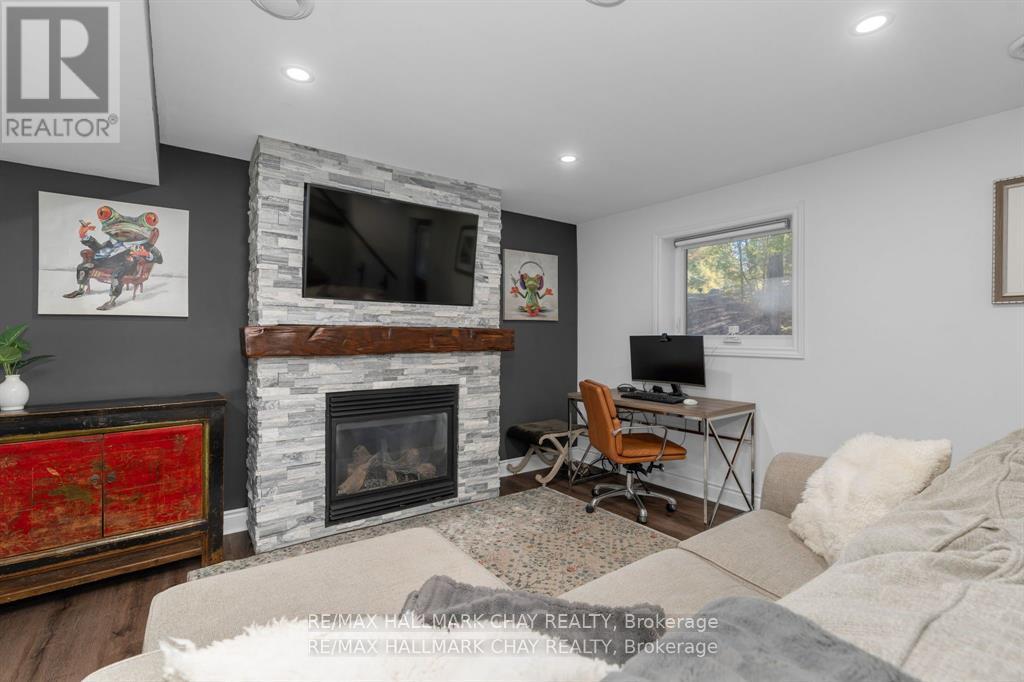 1 Iroquois Ridge, Oro-Medonte, Ontario  L0K 1E0 - Photo 7 - S12797862