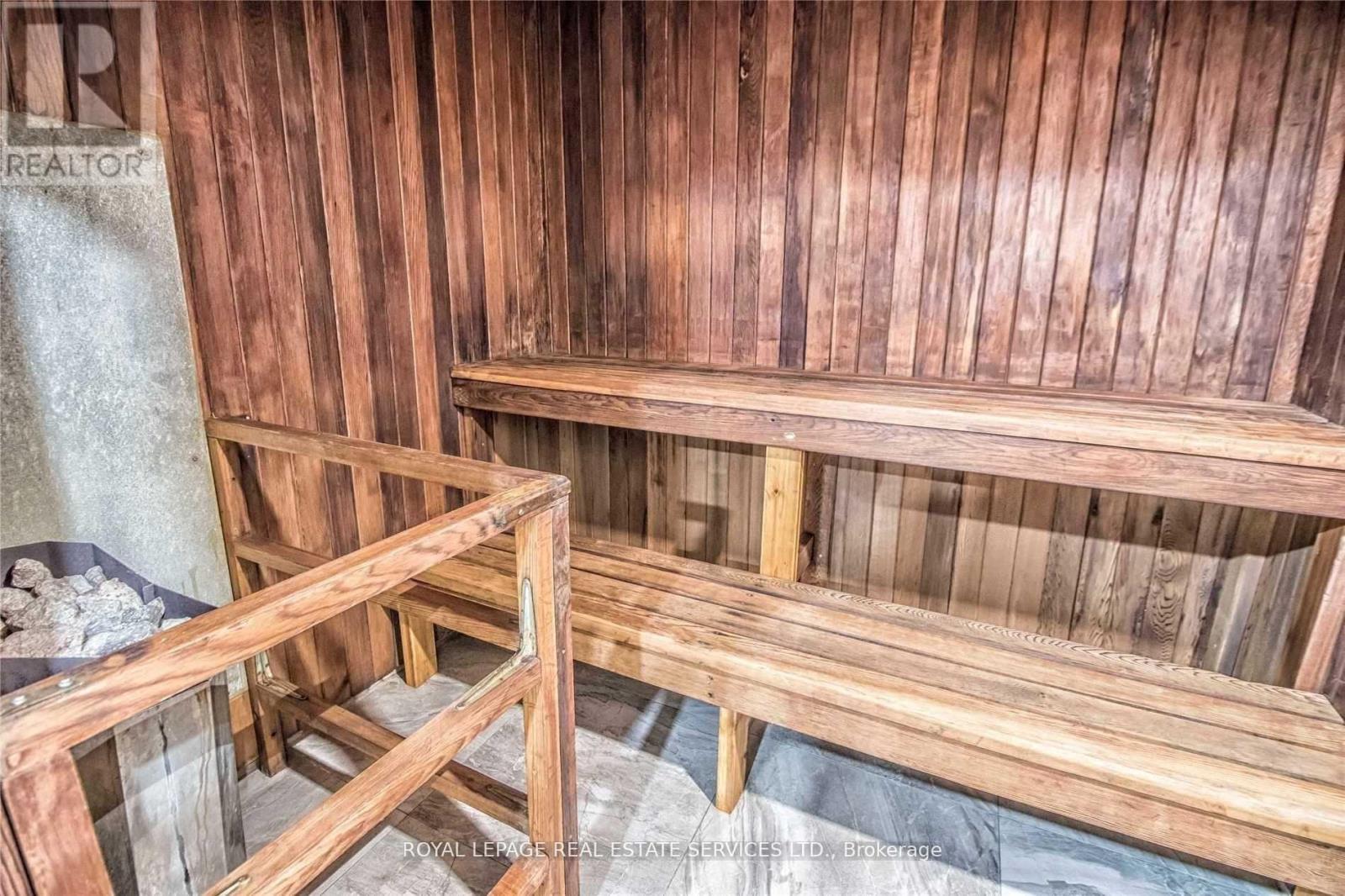 1104 - 965 Inverhouse Drive, Mississauga, Ontario  L5J 4B4 - Photo 44 - W12946422