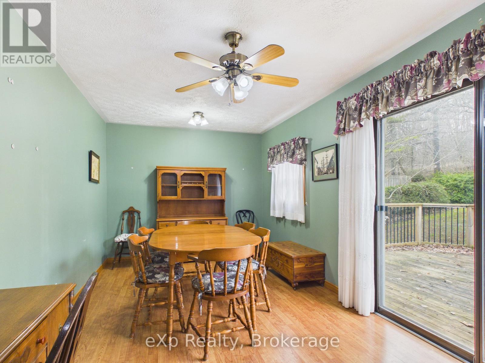 203 May Street, Brockton, Ontario  N0G 2V0 - Photo 17 - X12947146