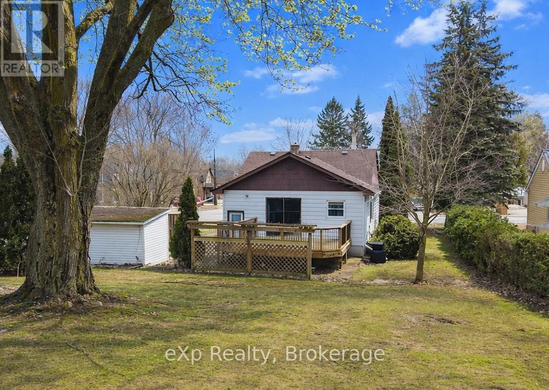 203 May Street, Brockton, Ontario  N0G 2V0 - Photo 6 - X12947146