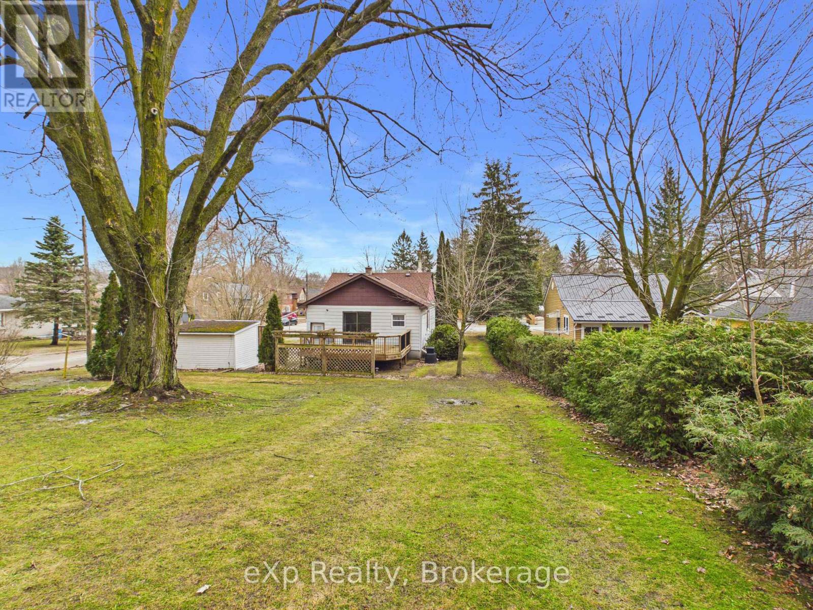 203 May Street, Brockton, Ontario  N0G 2V0 - Photo 7 - X12947146