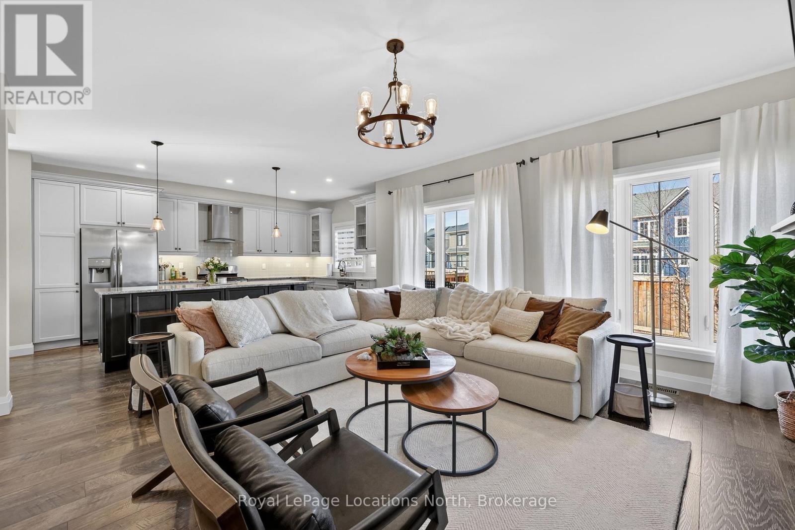 205 Yellow Birch Crescent, Blue Mountains, Ontario  L9Y 0Z3 - Photo 13 - X12947158