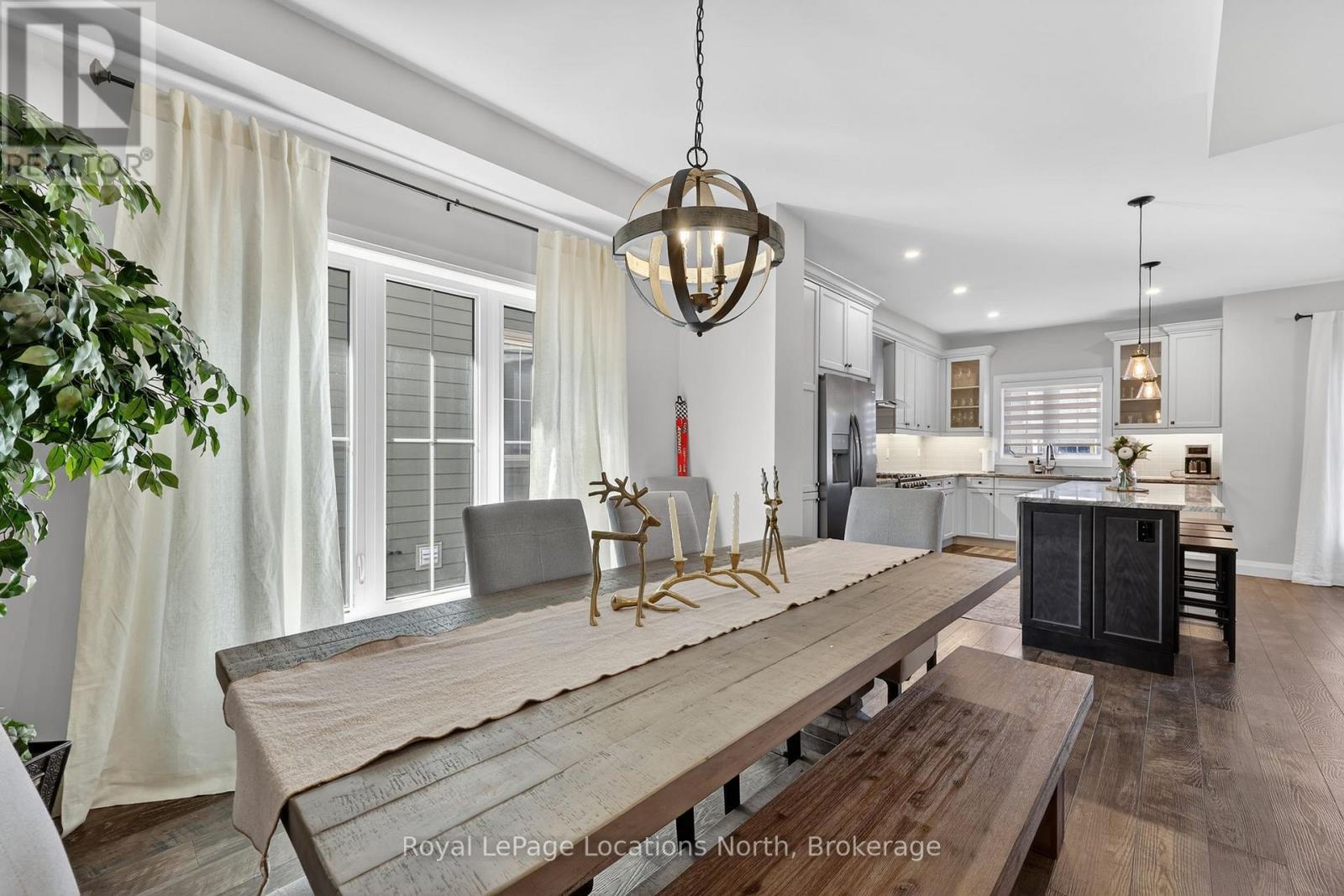 205 Yellow Birch Crescent, Blue Mountains, Ontario  L9Y 0Z3 - Photo 5 - X12947158