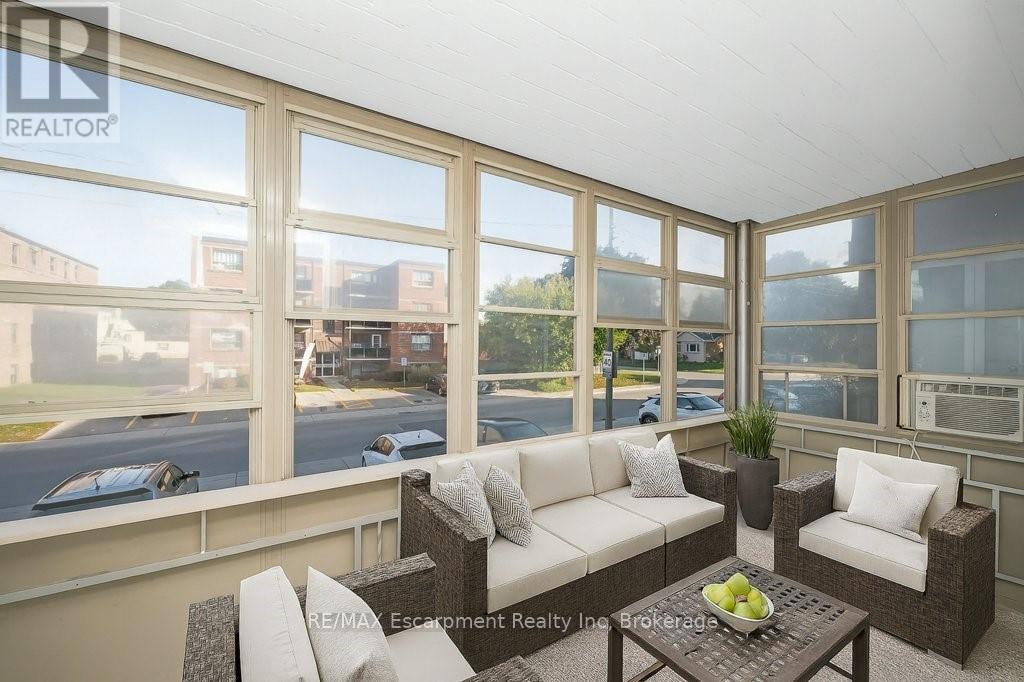 201 - 9 Grant Boulevard, Hamilton, Ontario  L9H 4L5 - Photo 28 - X12947190