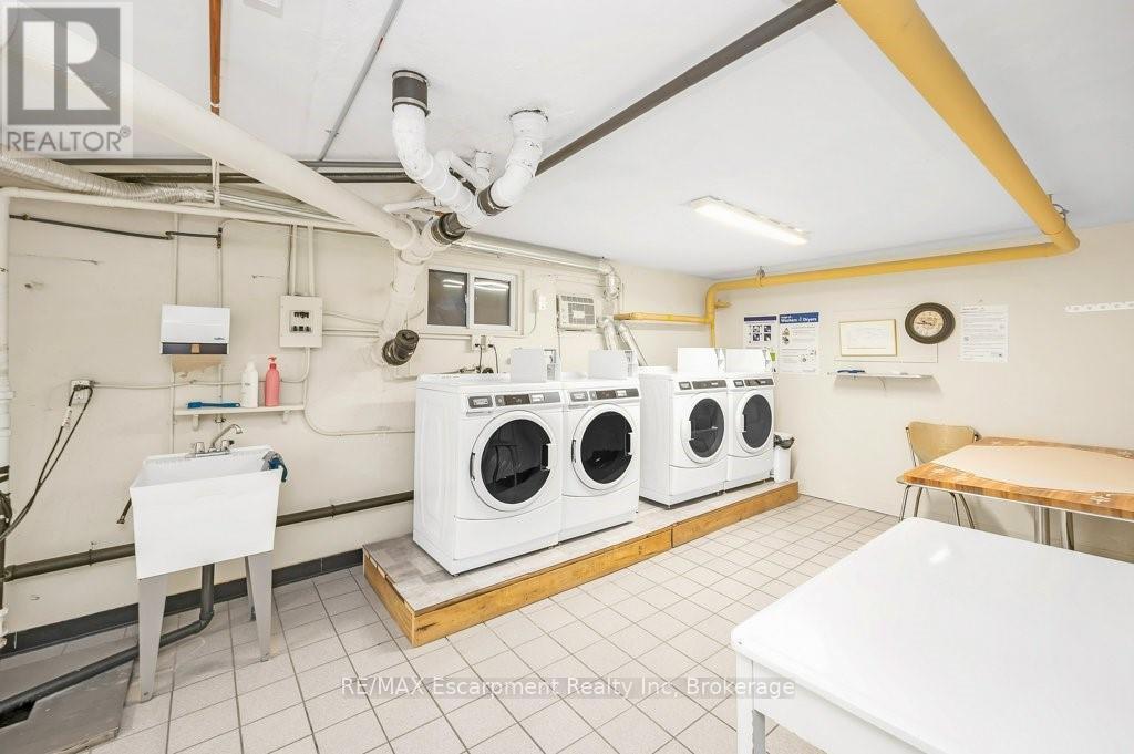 201 - 9 Grant Boulevard, Hamilton, Ontario  L9H 4L5 - Photo 31 - X12947190