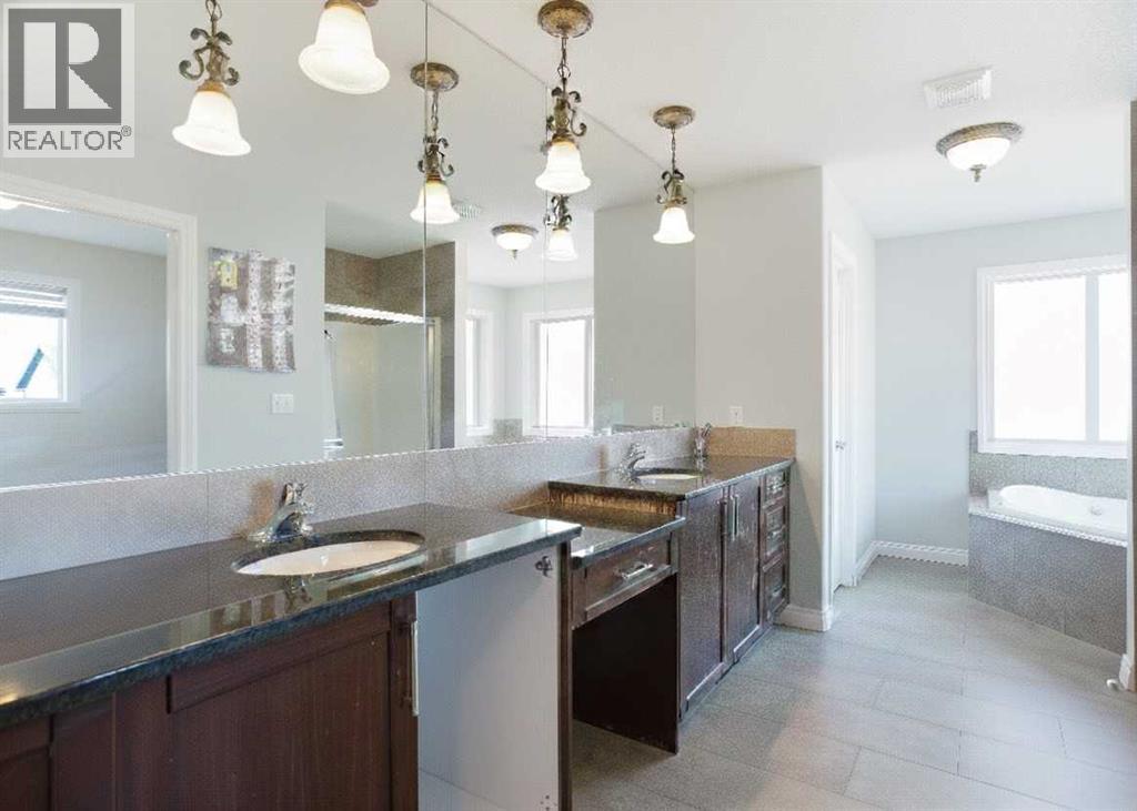 56 Baywater Court Sw, Airdrie, Alberta  T4B 0A9 - Photo 27 - A2286050