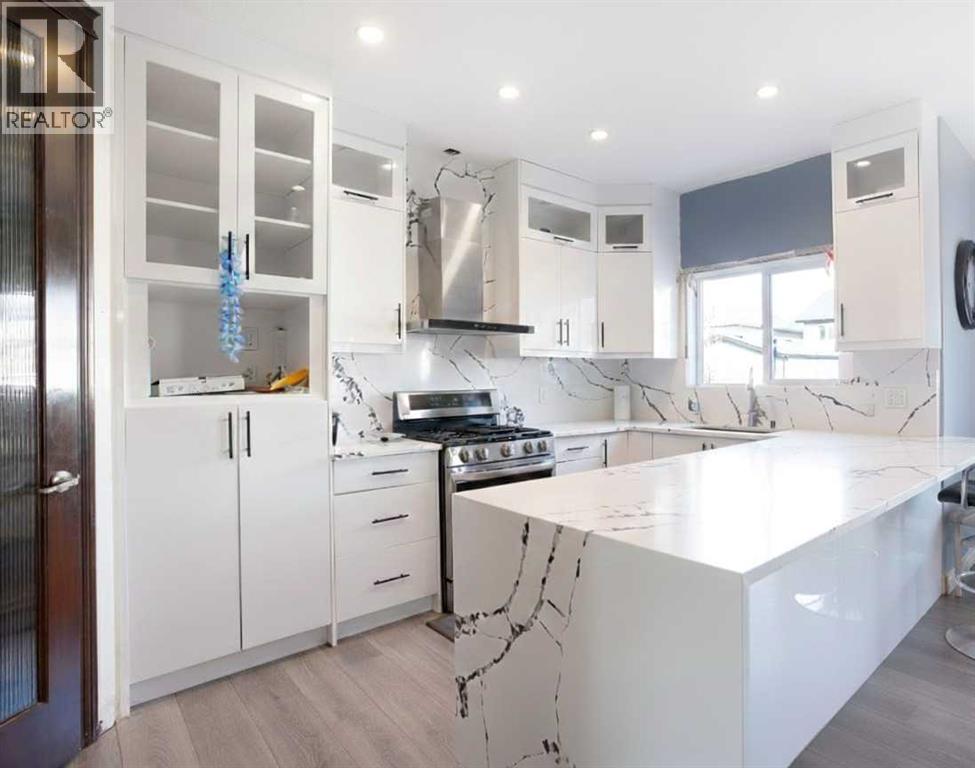 56 Baywater Court Sw, Airdrie, Alberta  T4B 0A9 - Photo 8 - A2286050