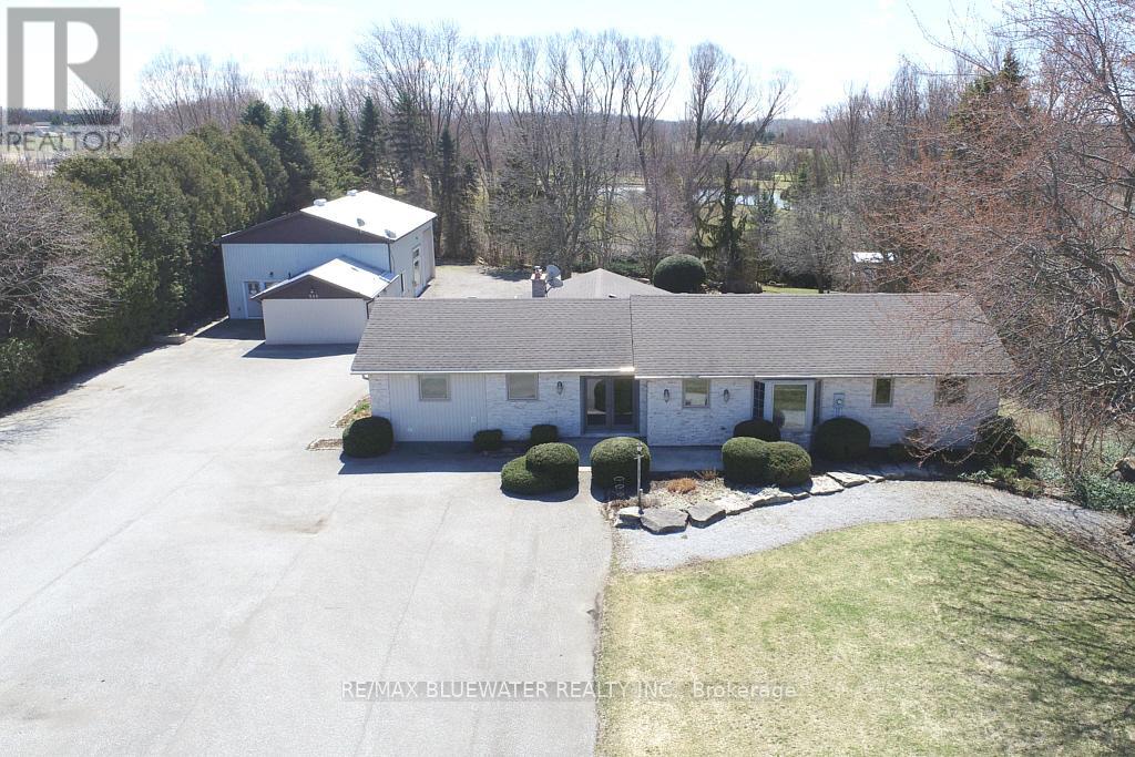 283/279 Main Street, Lambton Shores, Ontario  N0M 2N0 - Photo 1 - X12947274