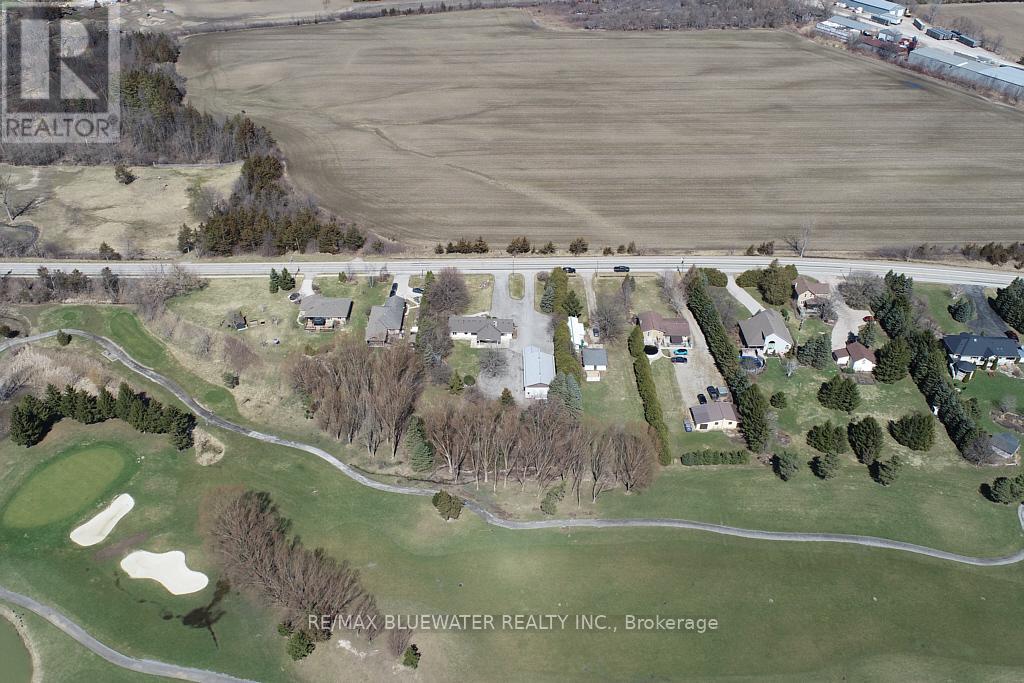 283/279 Main Street, Lambton Shores, Ontario  N0M 2N0 - Photo 7 - X12947274