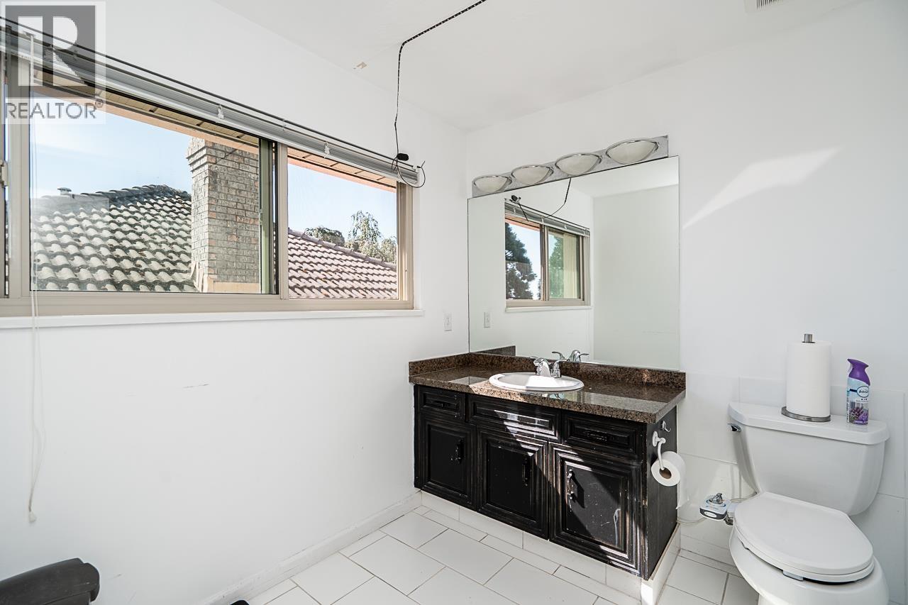 2562 Verbena Place, Coquitlam, British Columbia  V3E 2N4 - Photo 25 - R3105971