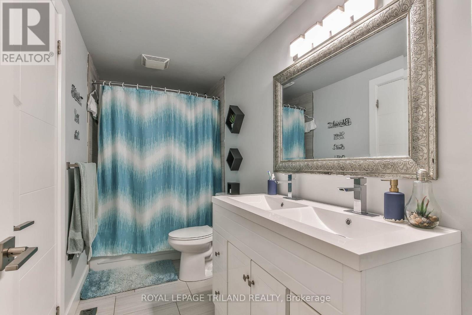 Main - 17 Beechbank Crescent, London South, Ontario  N6E 2N9 - Photo 15 - X12947278