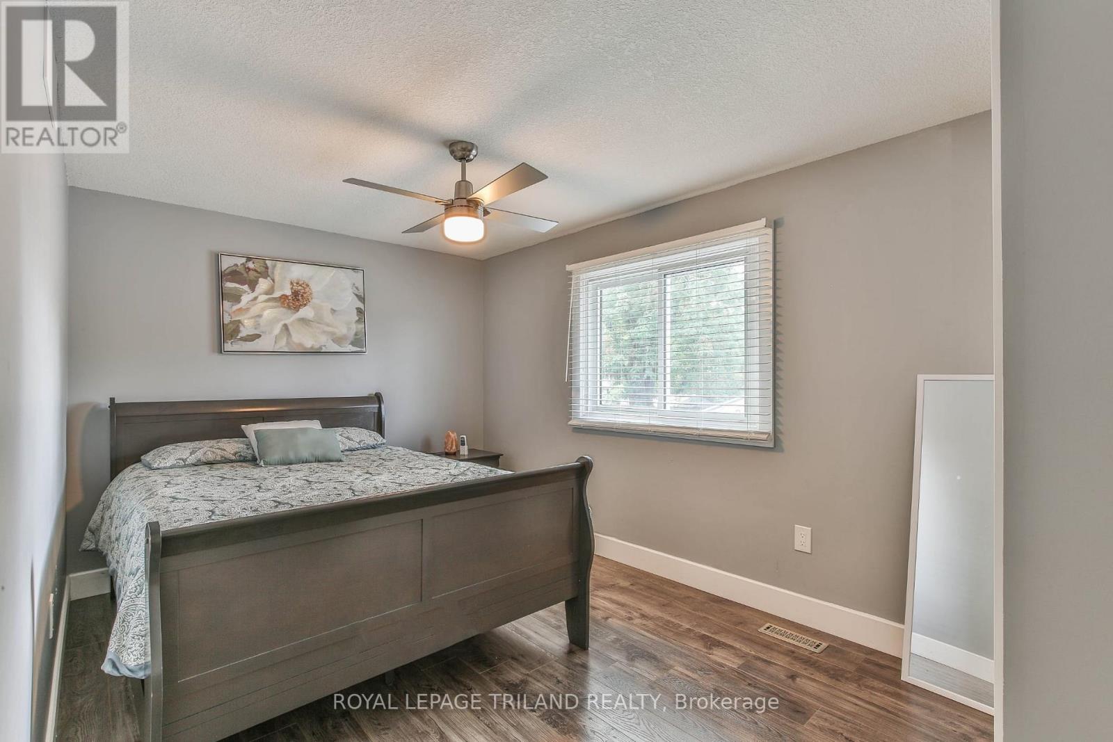 Main - 17 Beechbank Crescent, London South, Ontario  N6E 2N9 - Photo 16 - X12947278