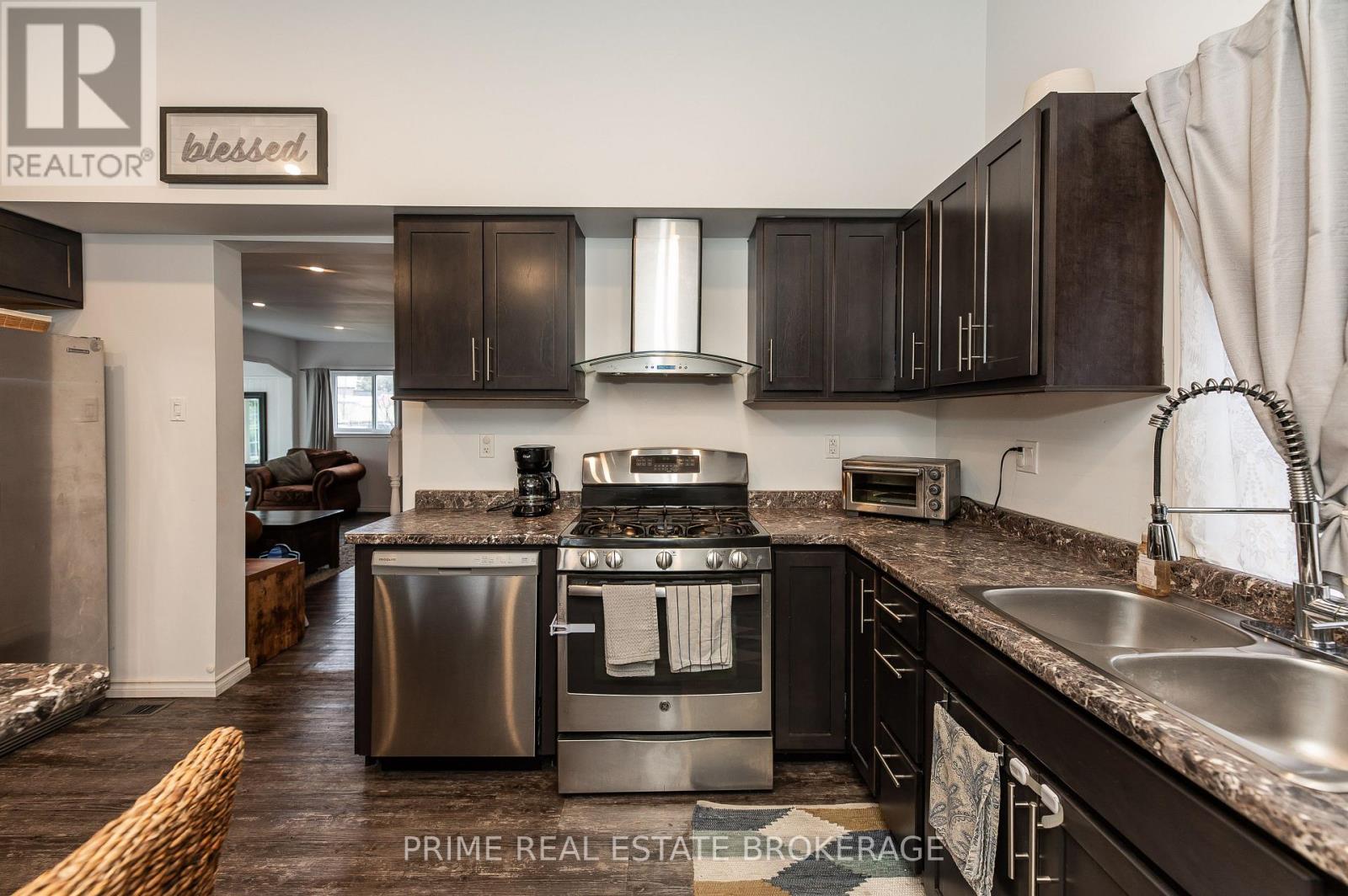 166 Maple Street, West Elgin, Ontario  N0L 2P0 - Photo 18 - X12947290