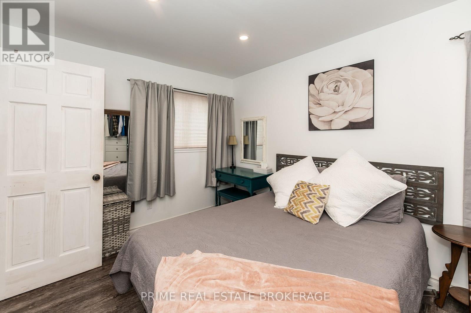 166 Maple Street, West Elgin, Ontario  N0L 2P0 - Photo 26 - X12947290