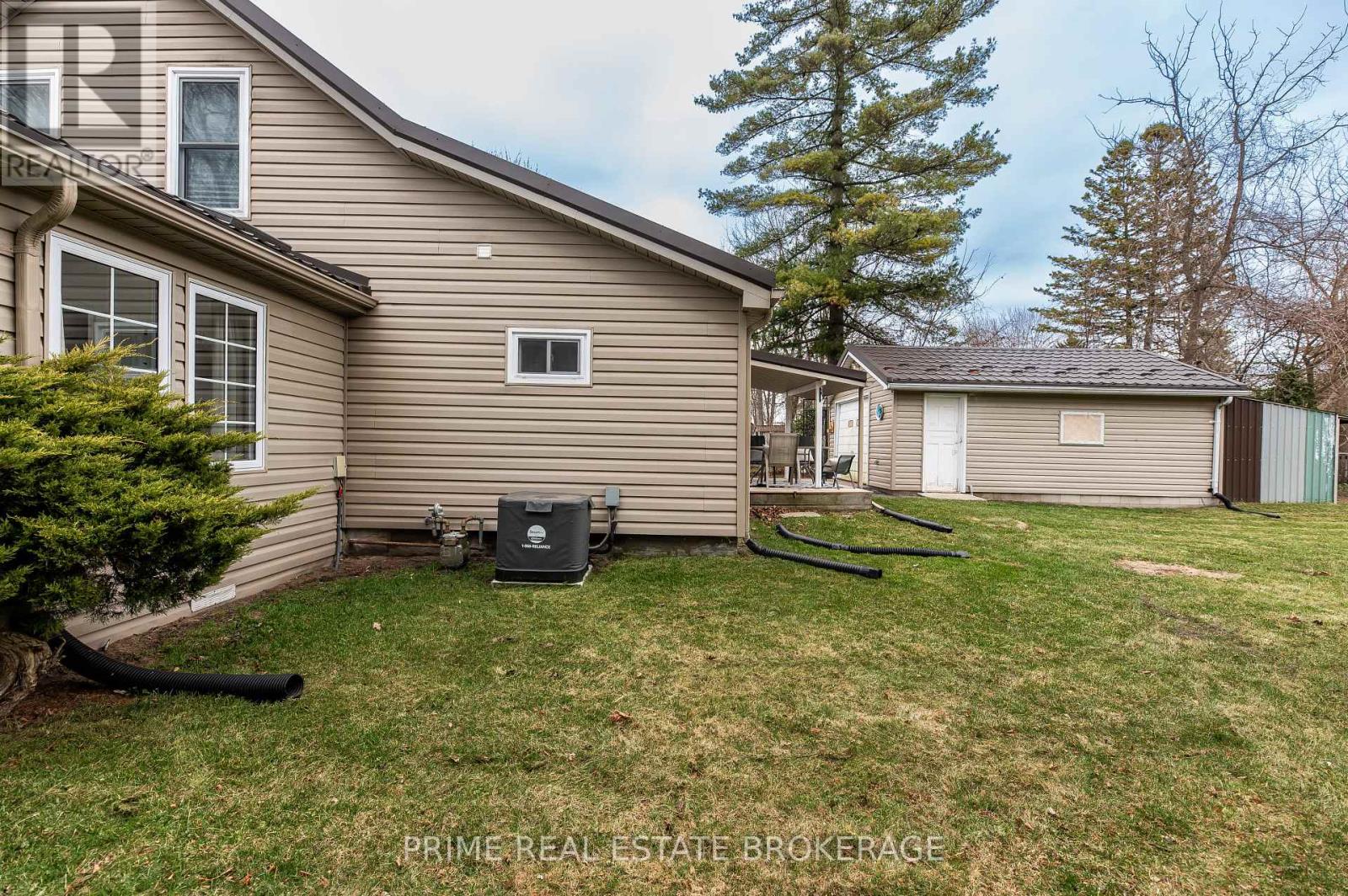 166 Maple Street, West Elgin, Ontario  N0L 2P0 - Photo 37 - X12947290