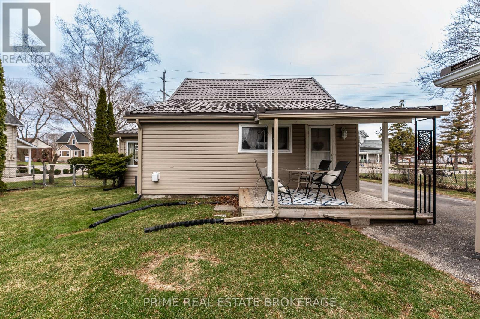 166 Maple Street, West Elgin, Ontario  N0L 2P0 - Photo 38 - X12947290