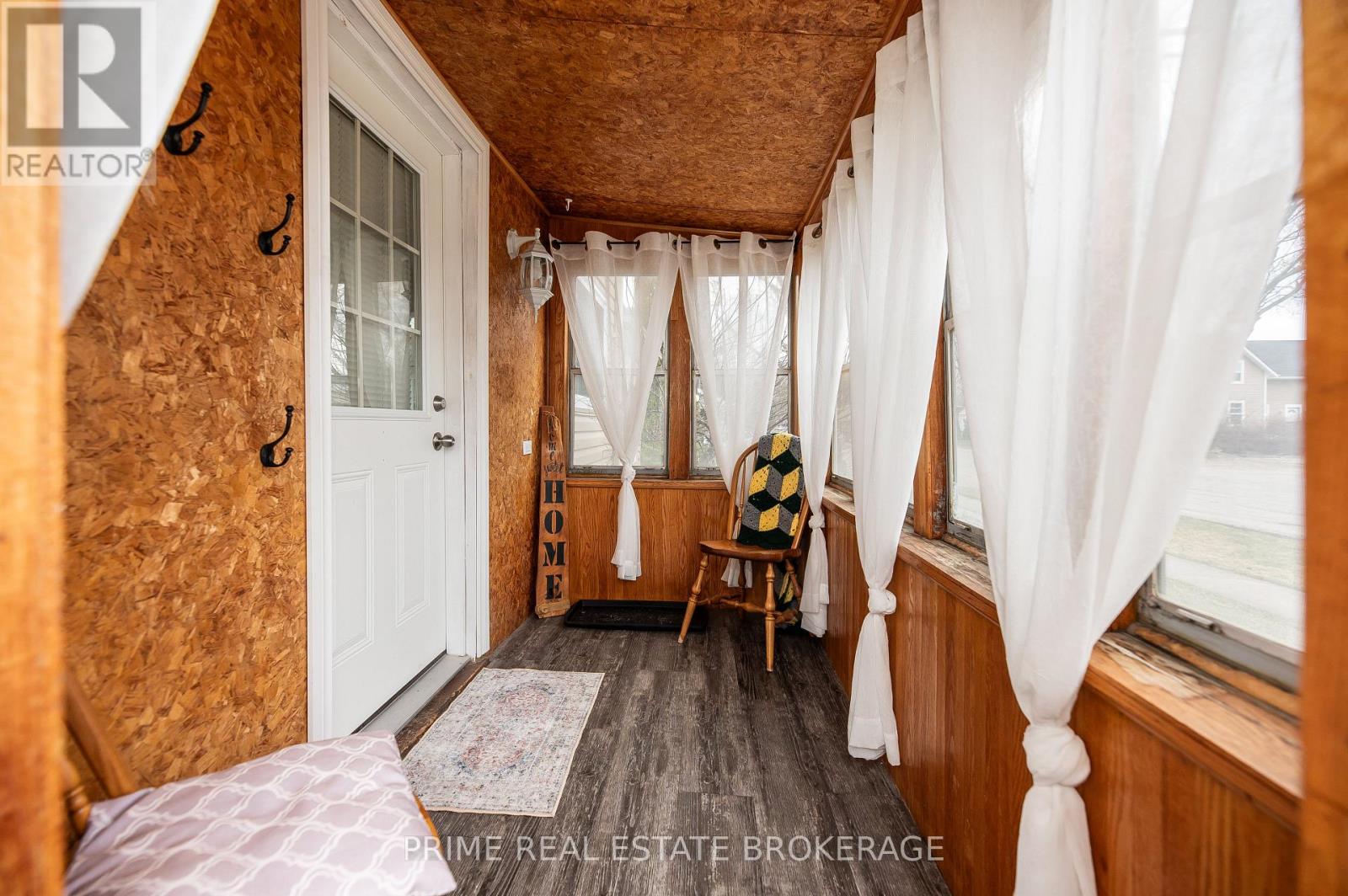 166 Maple Street, West Elgin, Ontario  N0L 2P0 - Photo 4 - X12947290