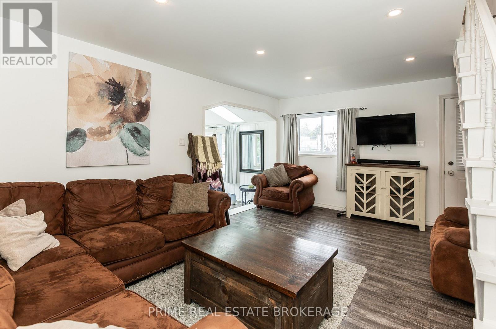 166 Maple Street, West Elgin, Ontario  N0L 2P0 - Photo 7 - X12947290